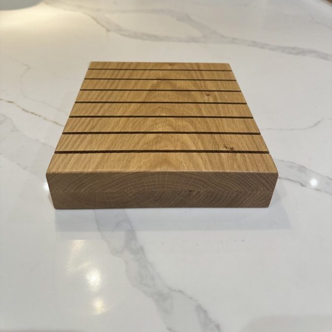 Oak Knife Block - Image 3